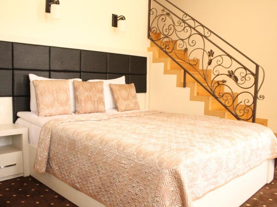Jermuk Verona Resort Екстериор снимка