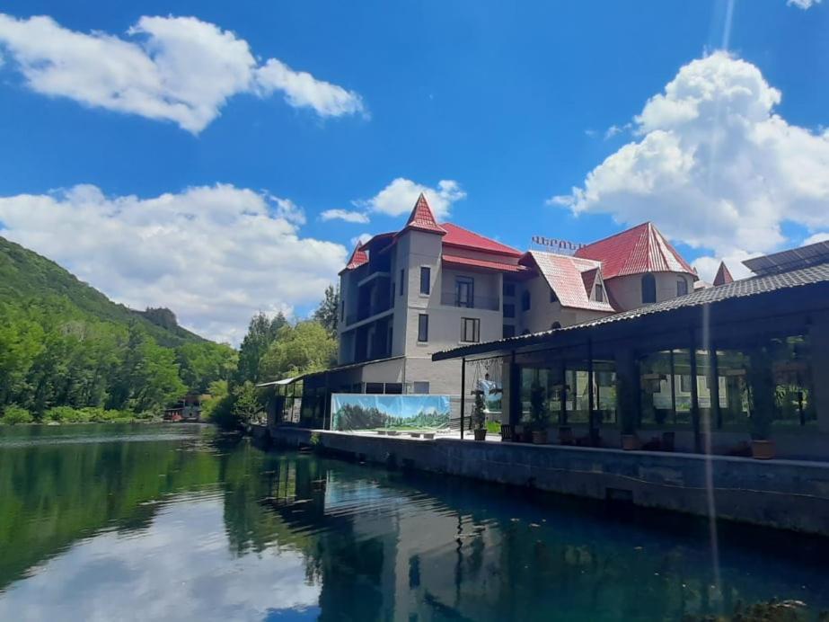 Jermuk Verona Resort Екстериор снимка