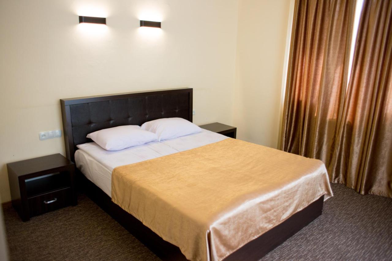 Jermuk Verona Resort Екстериор снимка