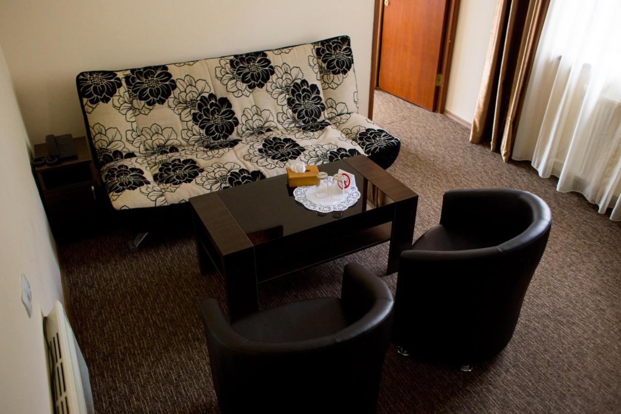 Jermuk Verona Resort Екстериор снимка