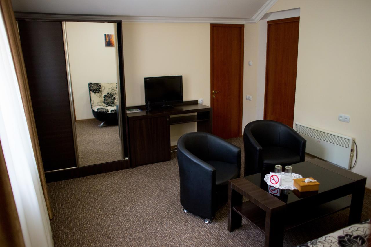 Jermuk Verona Resort Екстериор снимка