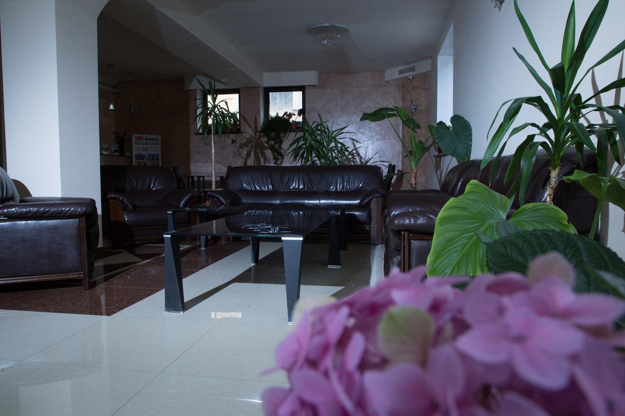 Jermuk Verona Resort Екстериор снимка